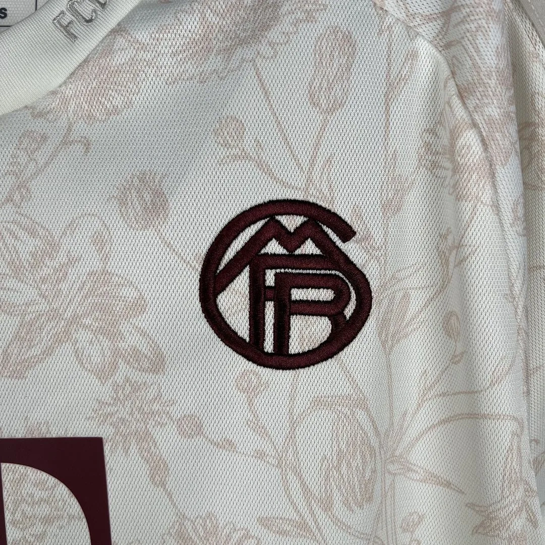 23-24 Bayern Munich Third Jersey