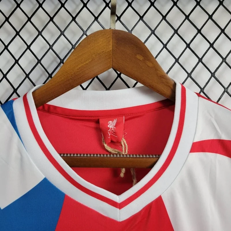 2005 Retro Liverpool Mixed Commemorative Edition Football Shirt